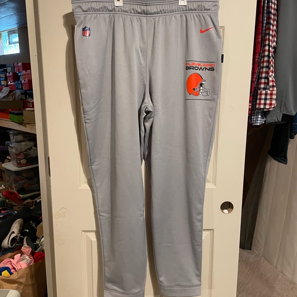 Men’s Nike Cleveland Browns On-Field joggers XXL